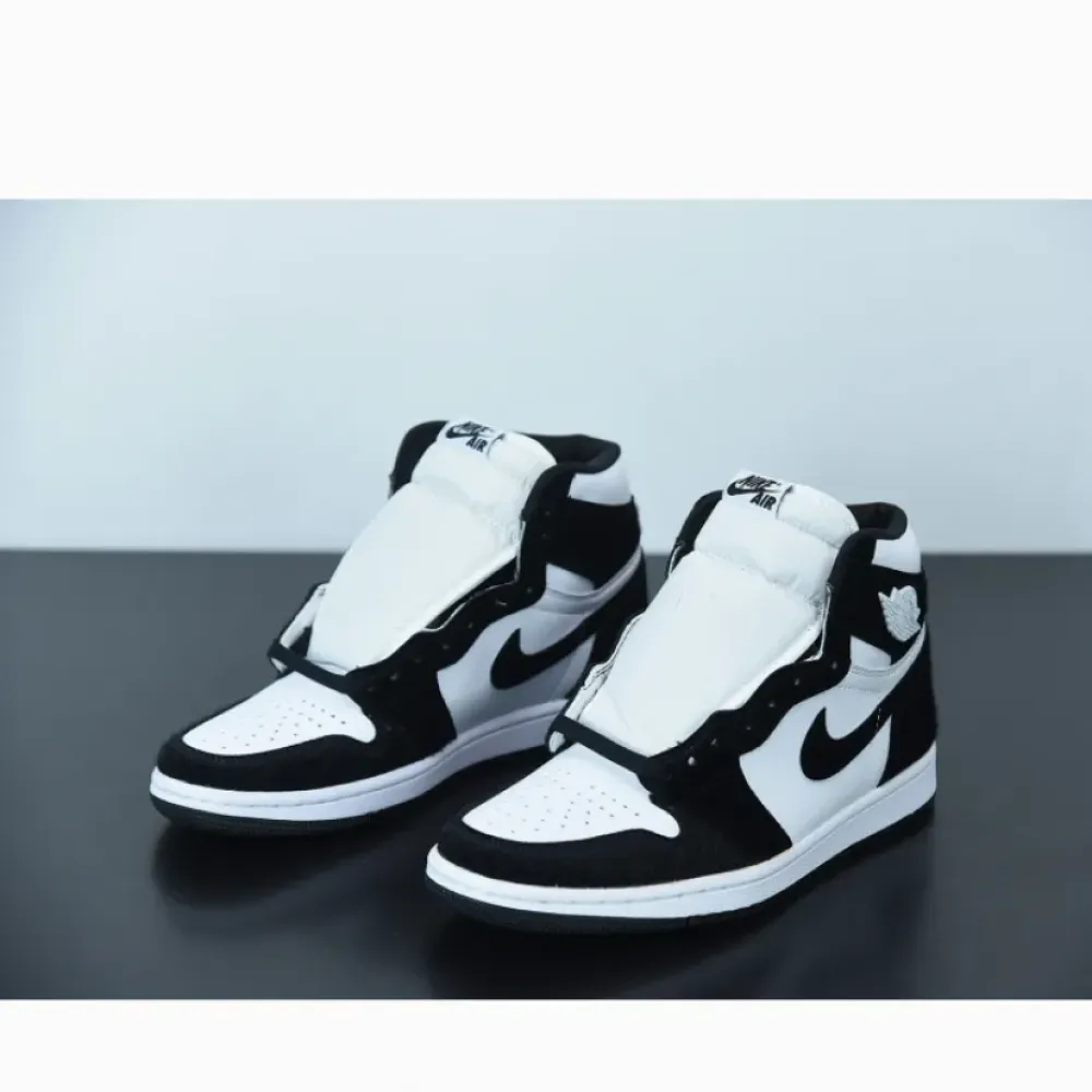 Air Jordan 1 Retro High OG ‘Panda’ Black/Black-Metallic Gold-White CD0461-007