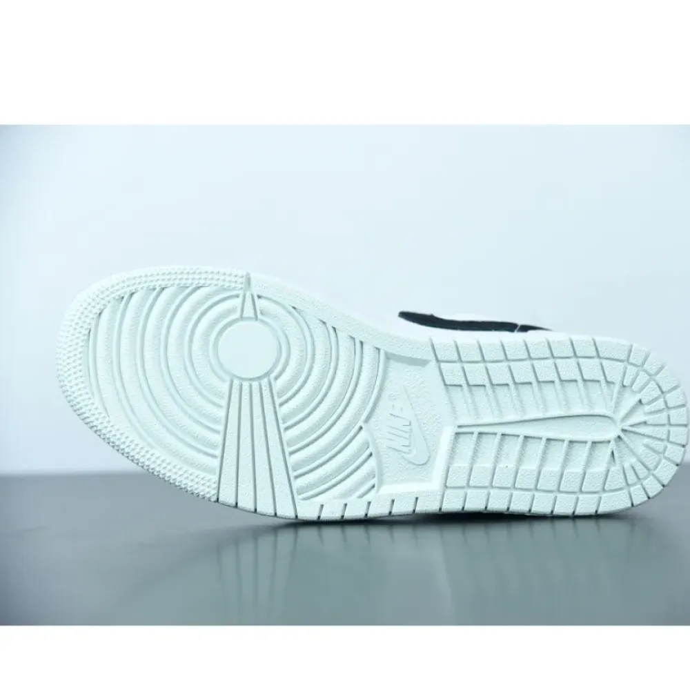 Air Jordan 1 Low SE Barely Green Arctic Pink  CZ0776-300