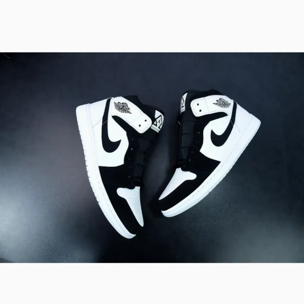 Air Jordan 1 Mid “Diamond Shorts”  DH6933-100