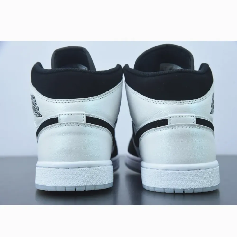 Air Jordan 1 Mid “Diamond Shorts”  DH6933-100