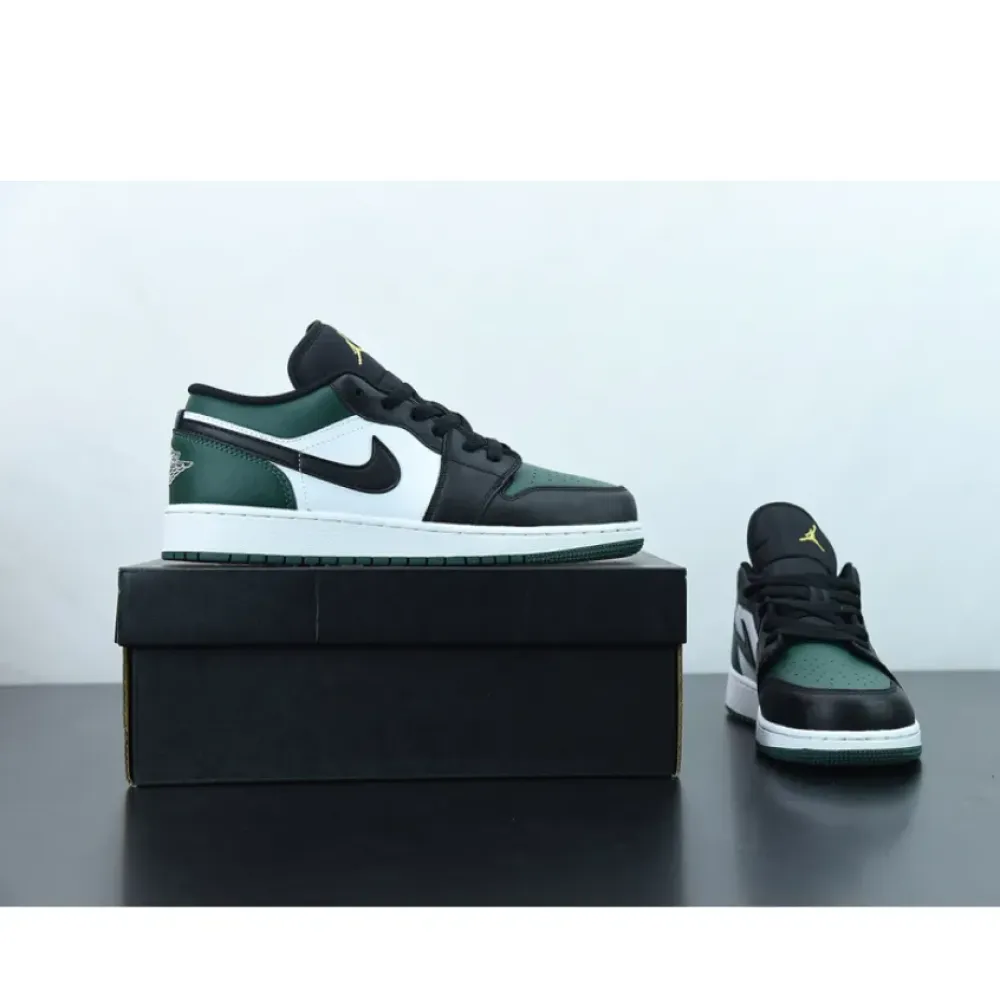 Air Jordan 1 Low “Green Toe”  553558-371