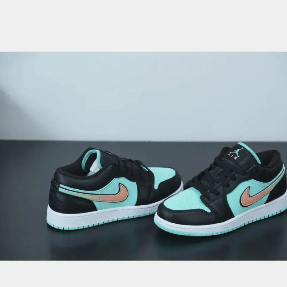 Air Jordan 1 Low SE “Tropical Twist”  CK3022-301