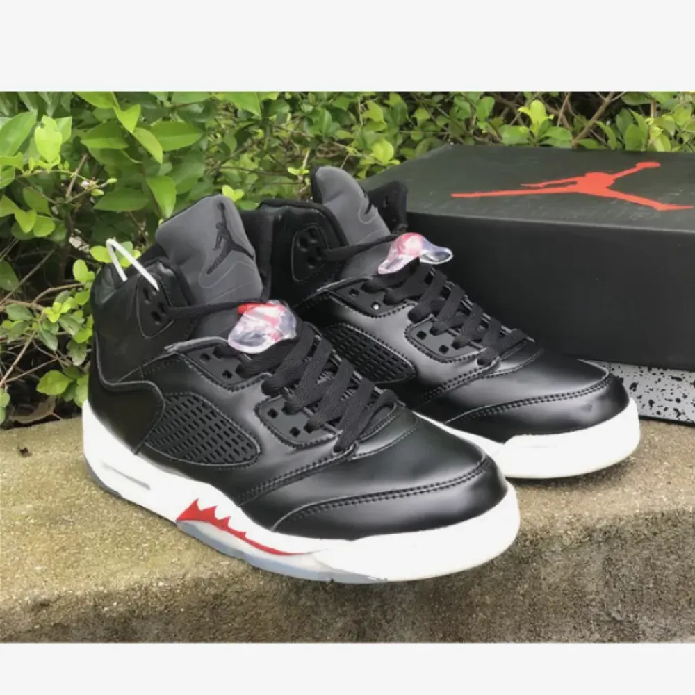 Air Jordan 5 Black/Muslin-Fire Red  CT8480-001