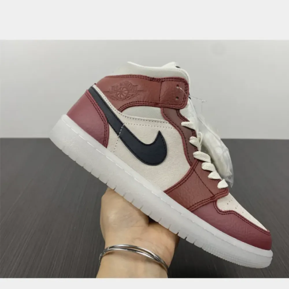 Air Jordan 1 Mid “Anti Gravity Machines”  DM9601-200