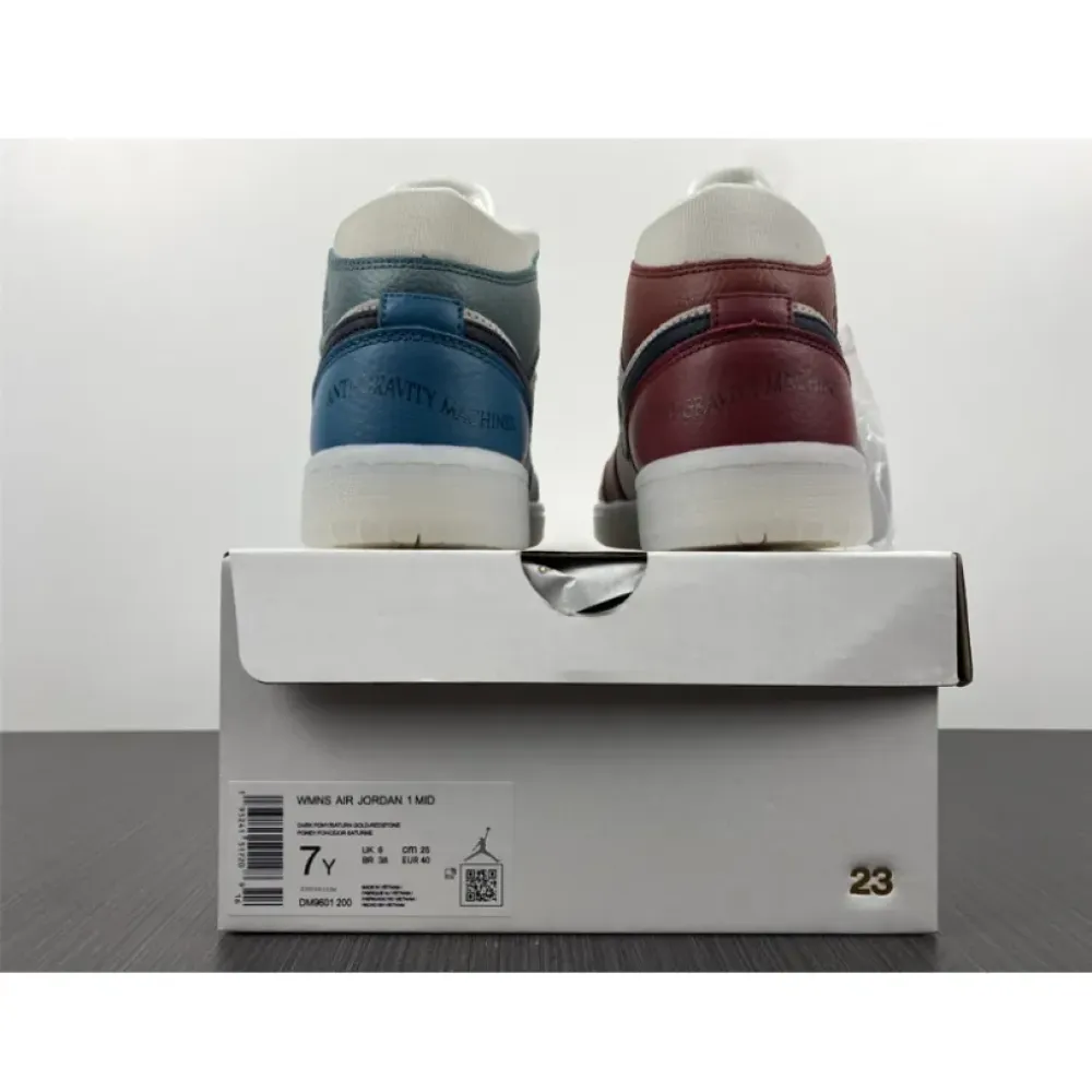 Air Jordan 1 Mid “Anti Gravity Machines”  DM9601-200