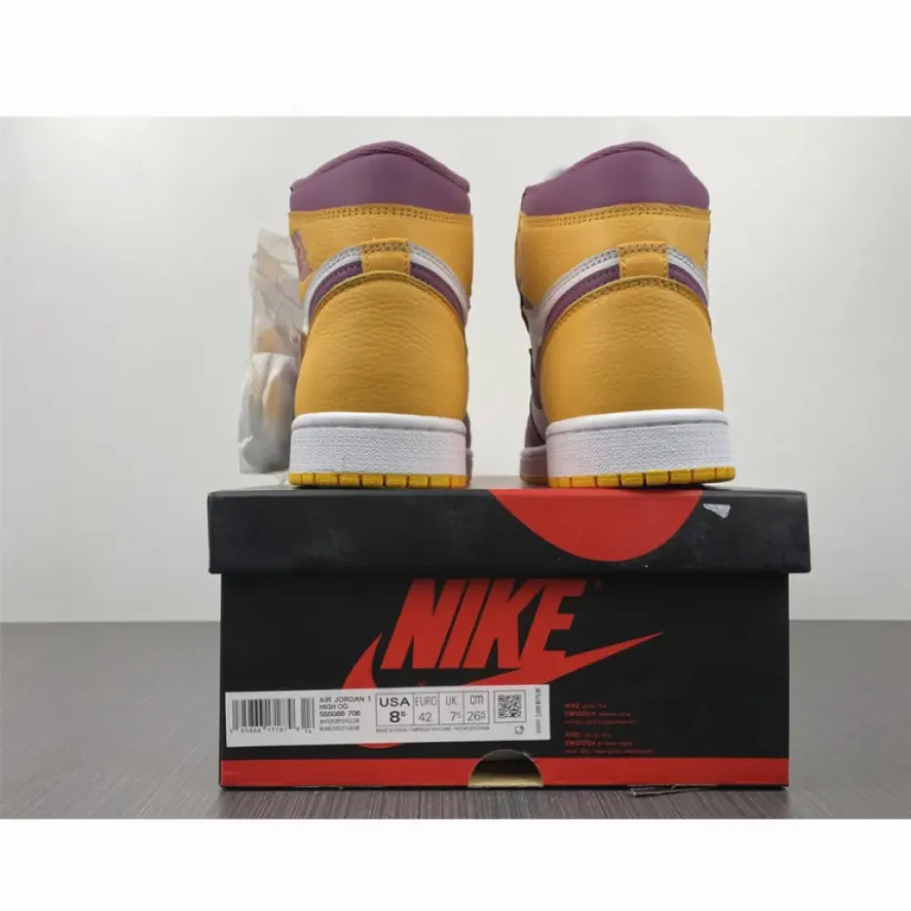 Air Jordan 1 High OG “Brotherhood” Gold/Bordeaux-White  555088-706