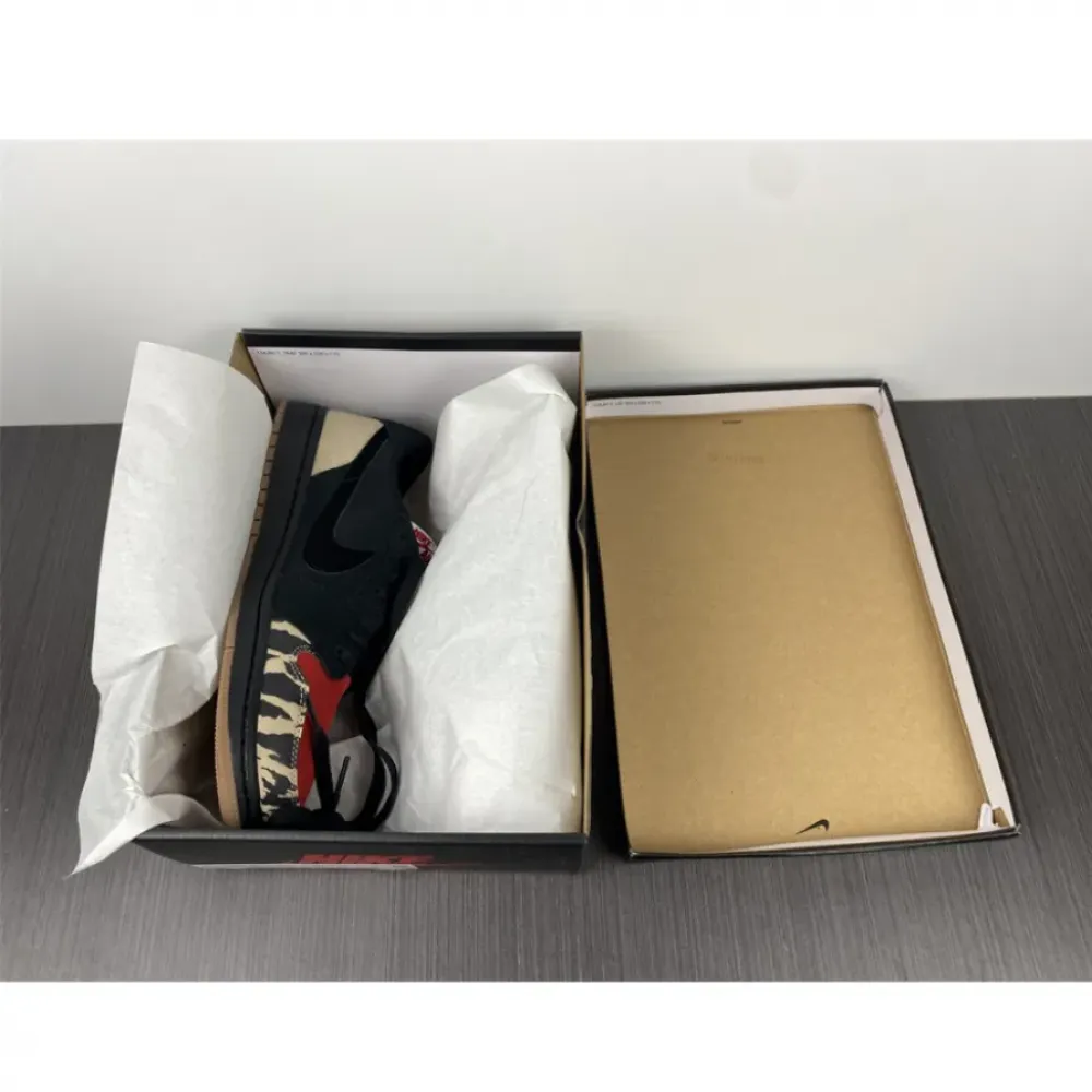 SoleFly x Air Jordan 1 Low “Carnivore”  DN3400-001