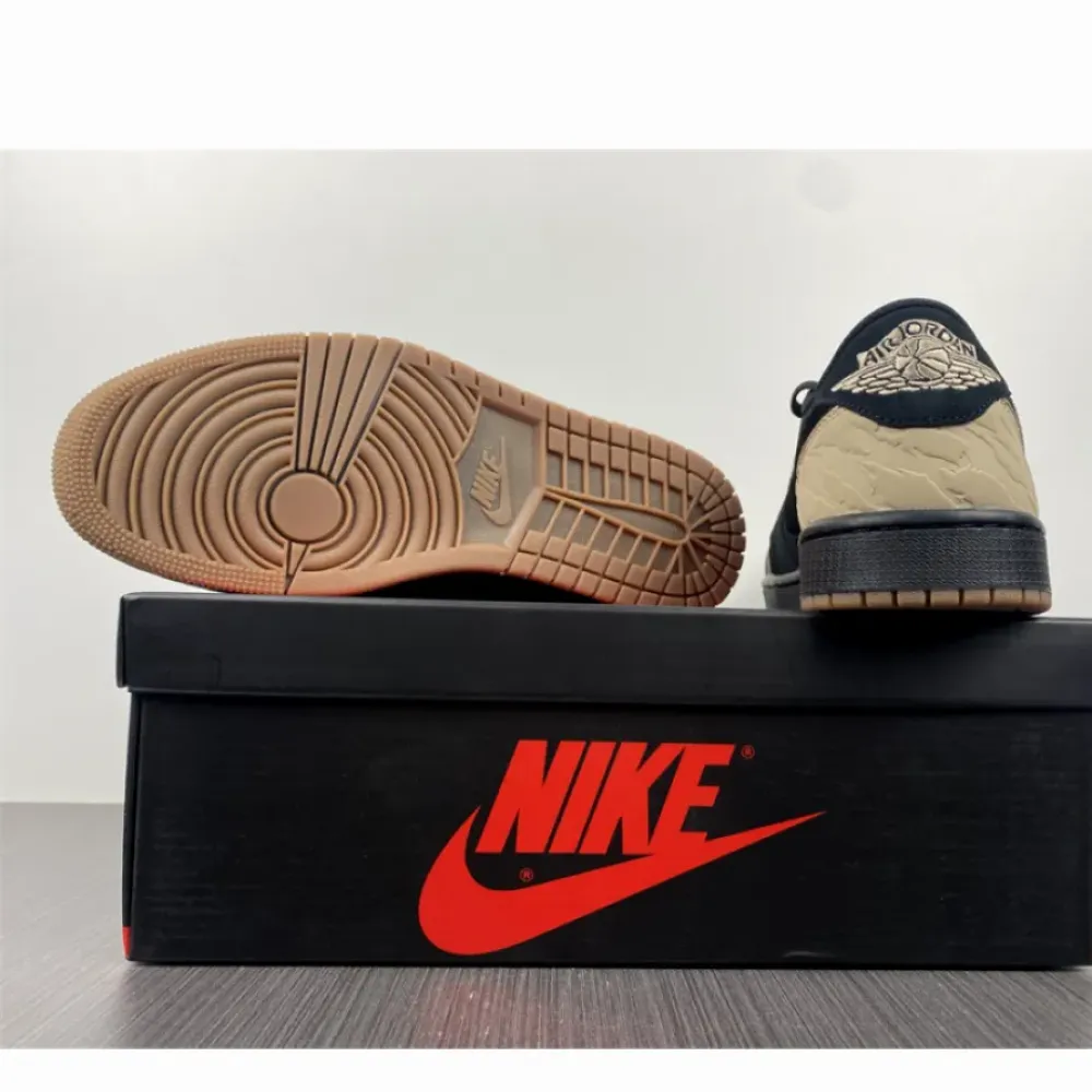 SoleFly x Air Jordan 1 Low “Carnivore”  DN3400-001