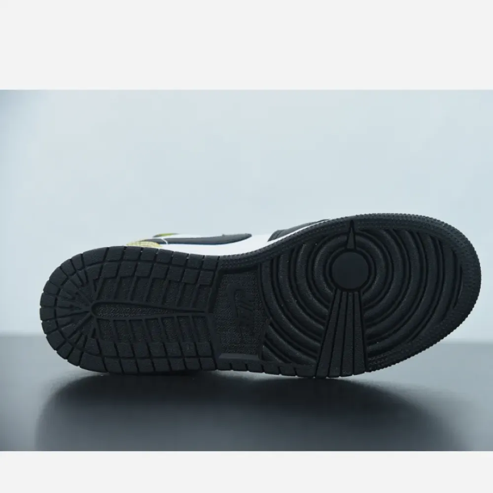 Air Jordan 1 Mid Heat Reactive DM7802-100