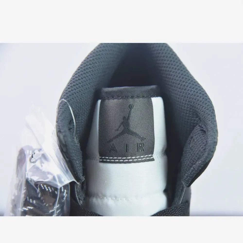 Air Jordan 1 Mid SE “Panda Elephant” Black White FB9911-001