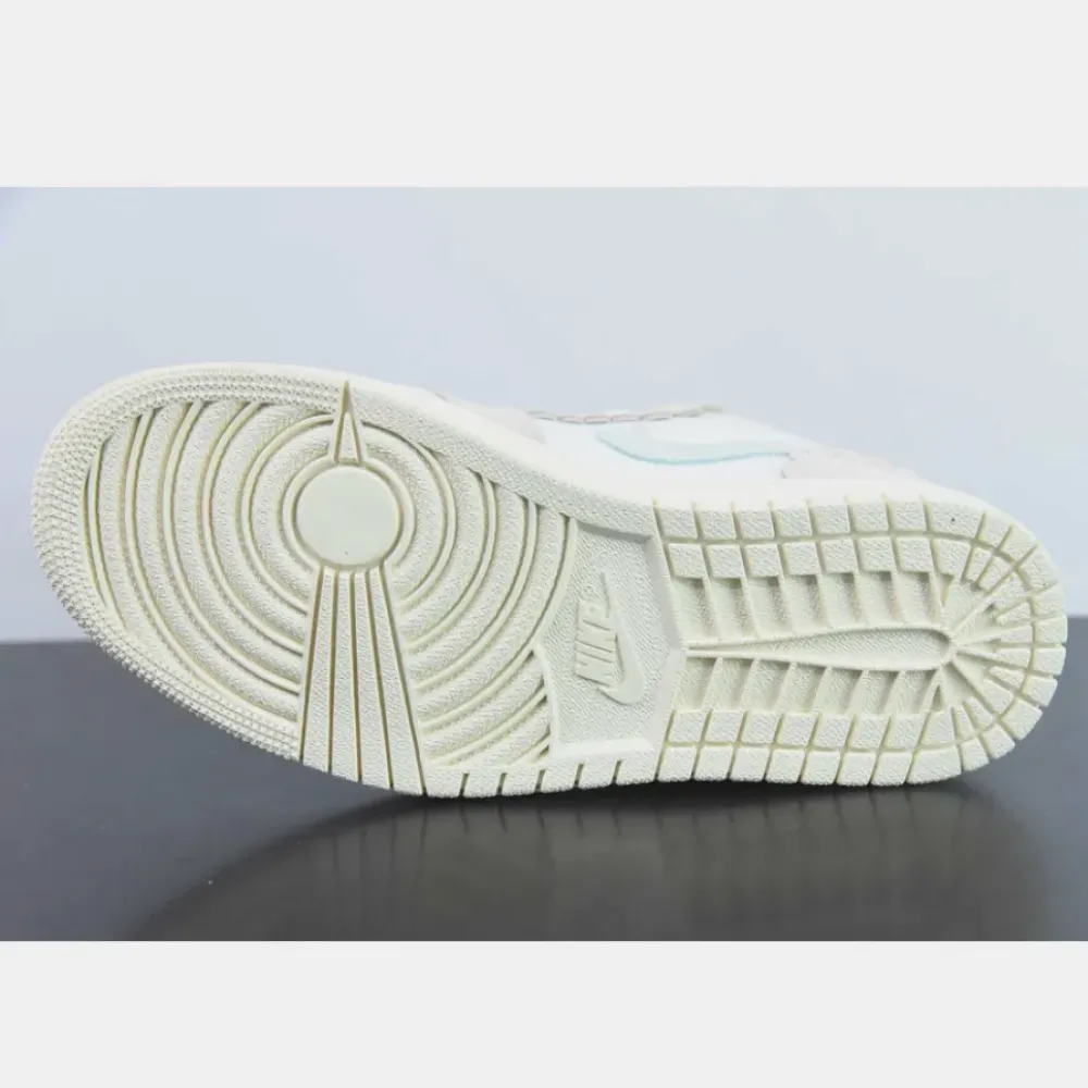 Air Jordan 1 Low GS Guava Ice/White-Pink Oxford DZ5356-800