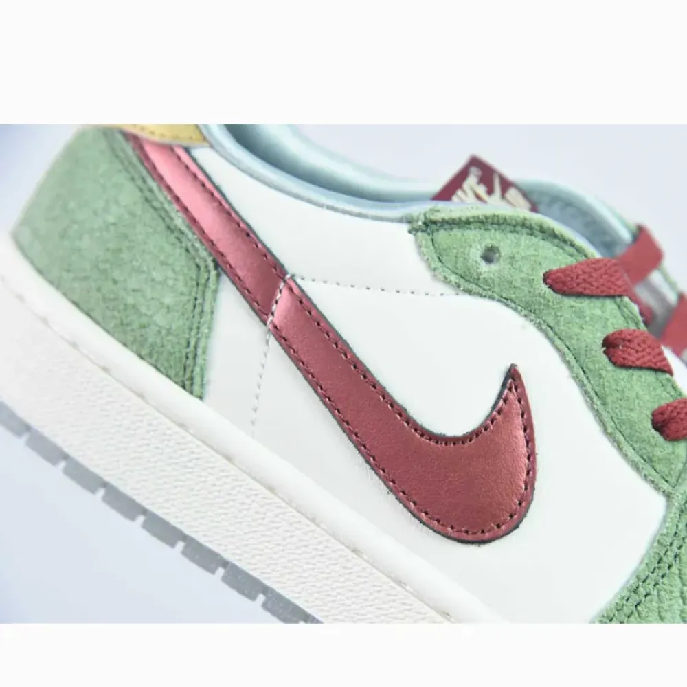 Air Jordan 1 Low OG “Year of the Dragon” FN3727-100