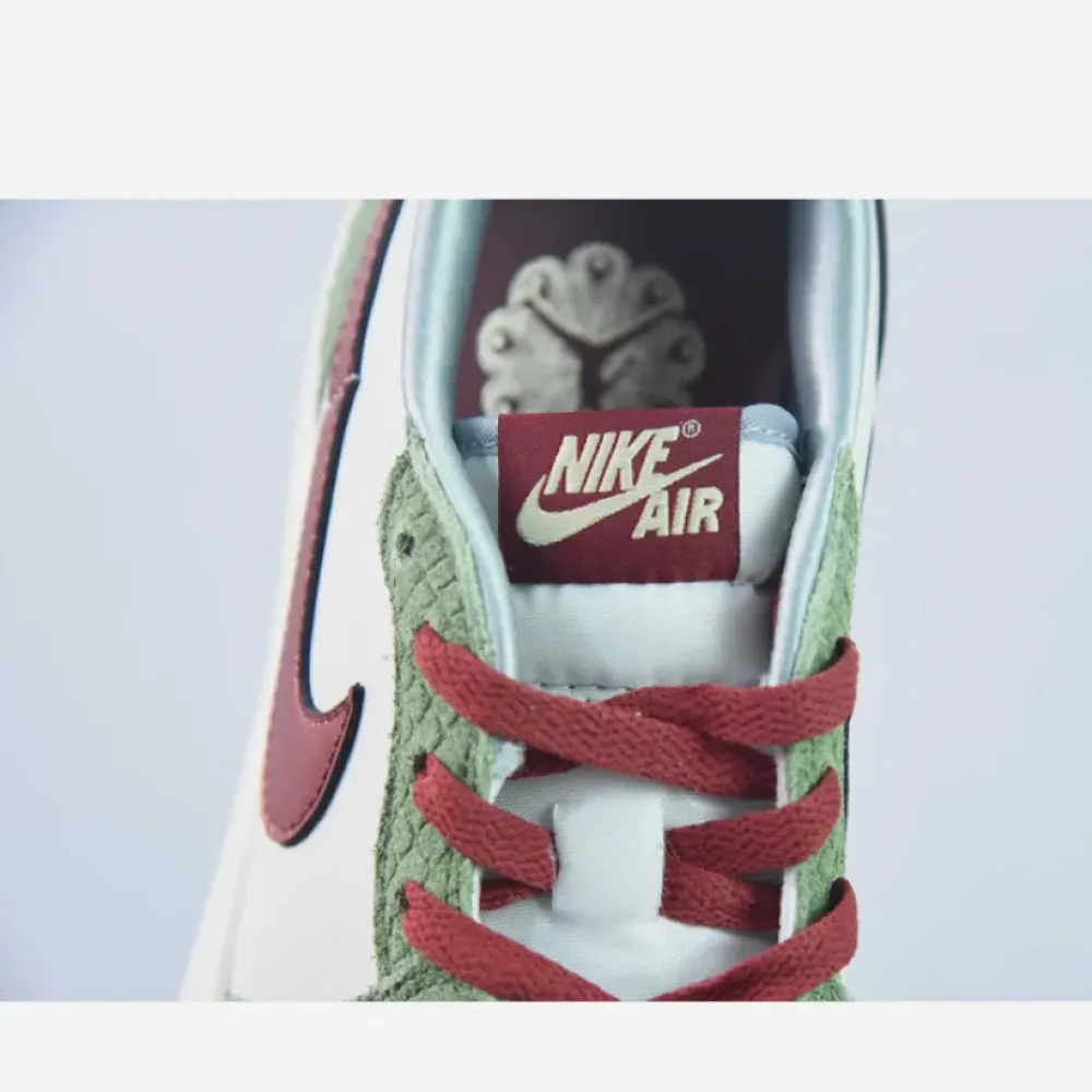 Air Jordan 1 Low OG “Year of the Dragon” FN3727-100