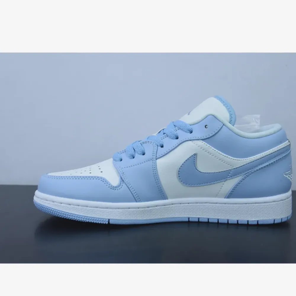 Air Jordan 1 Low “Aluminum”  DC0774-141