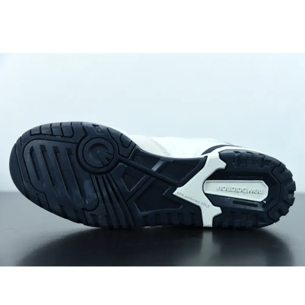 New Balance 550 White/Navy  BB550WA1