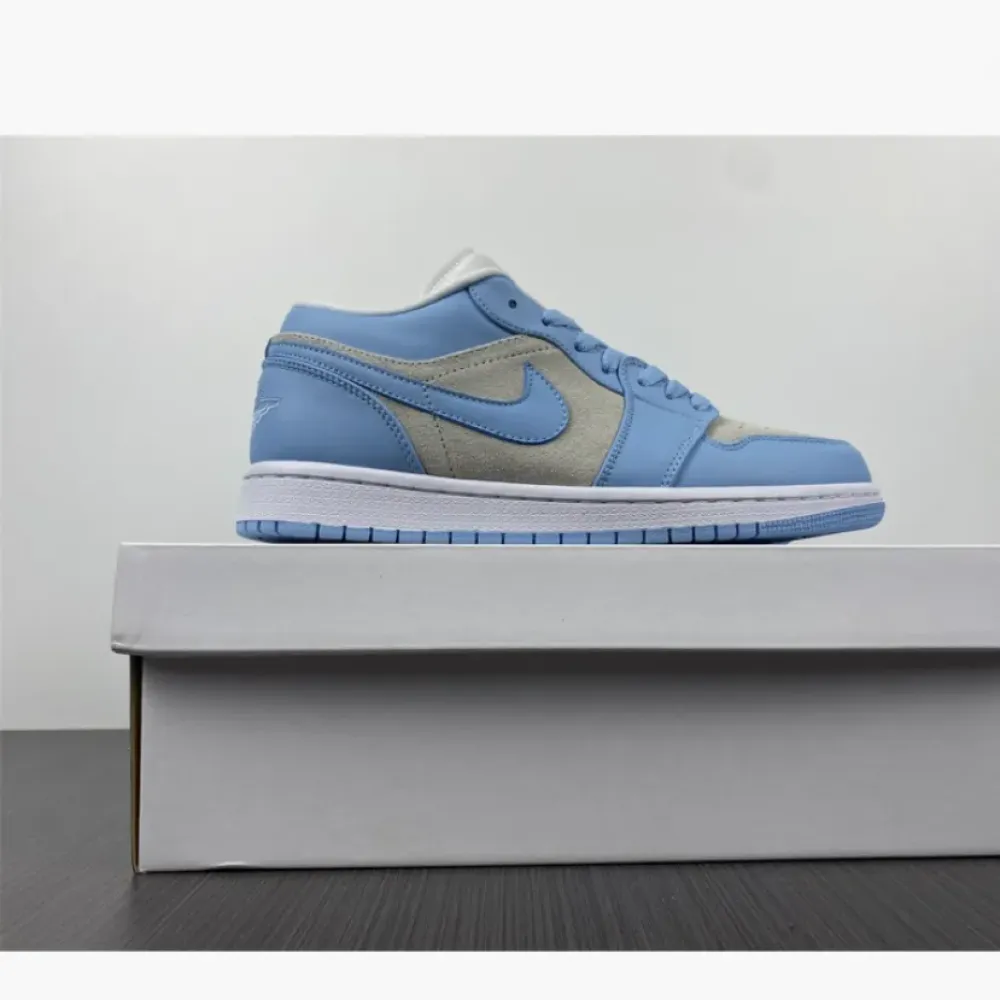 Air Jordan 1 Low “University Blue”  DC0774-050