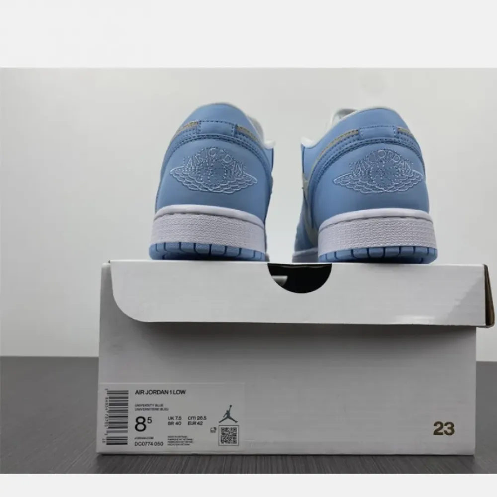 Air Jordan 1 Low “University Blue”  DC0774-050