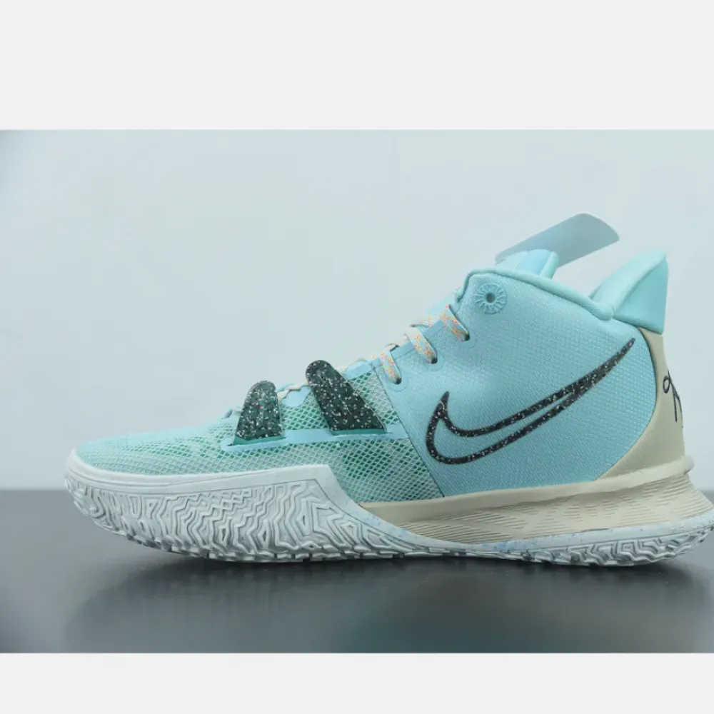 Nike Kyrie 7 Copa/Dark Smoke Grey-Rattan CQ9326-402