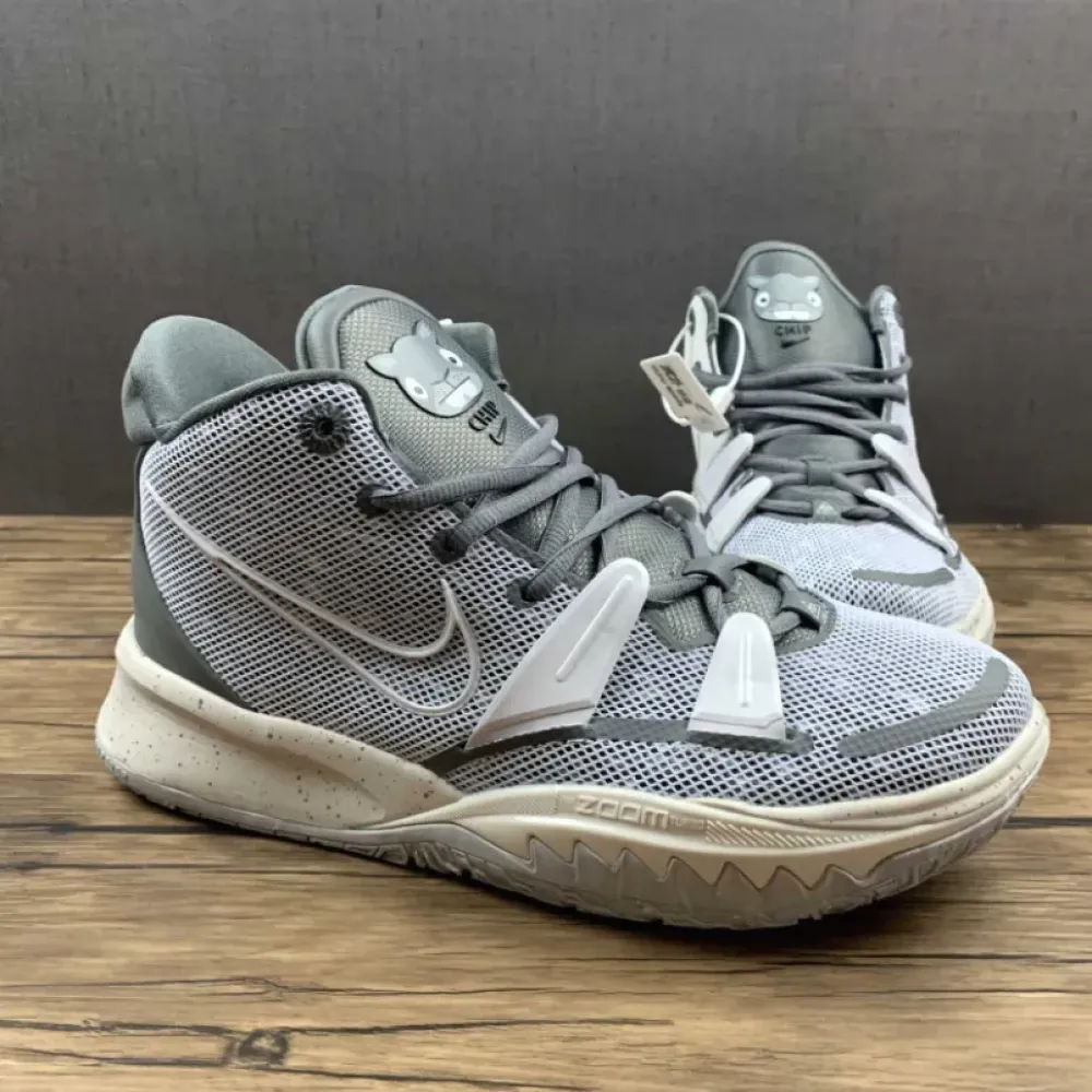 Nike Kyrie 7 “Chip” Light Smoke Grey  DB5624-011