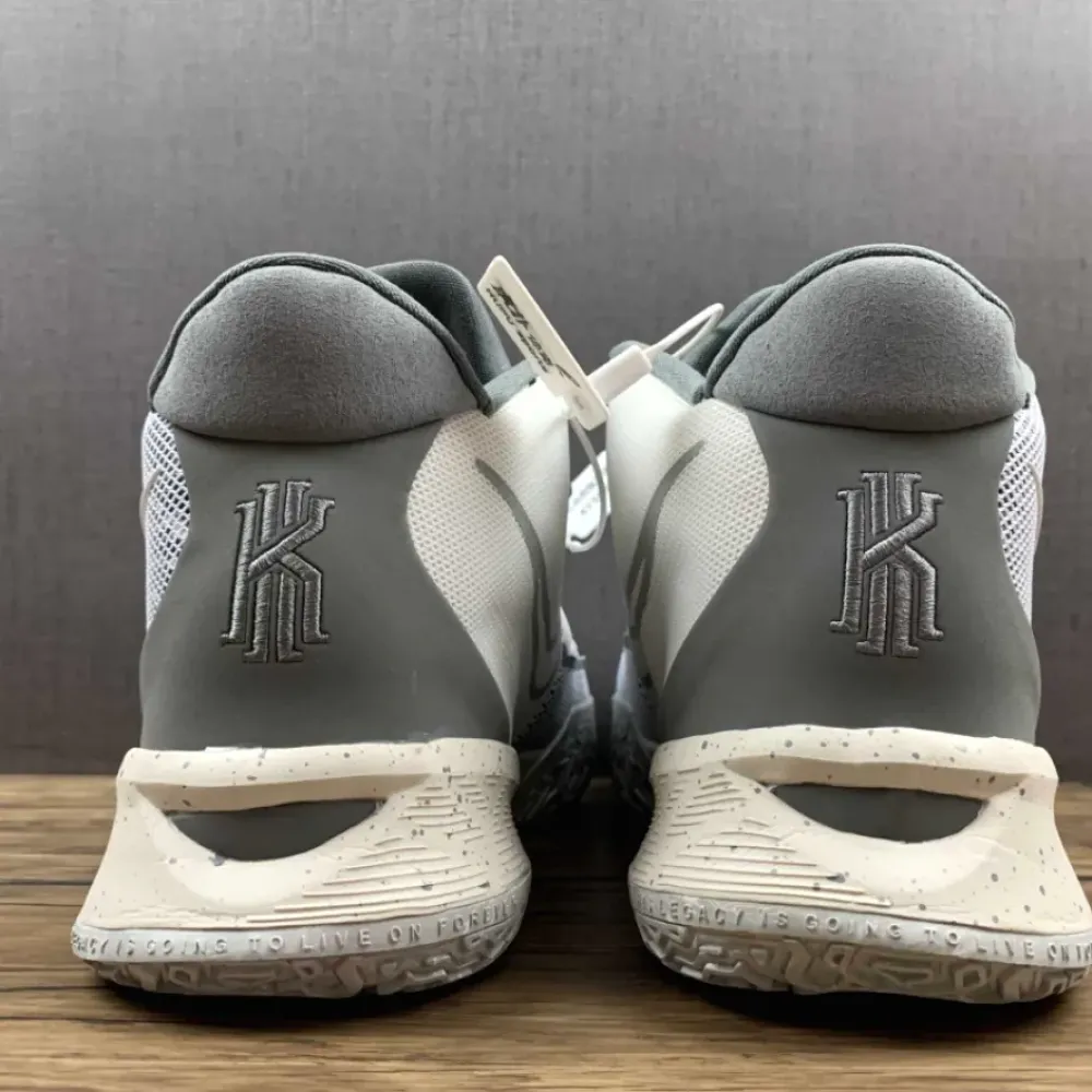Nike Kyrie 7 “Chip” Light Smoke Grey  DB5624-011