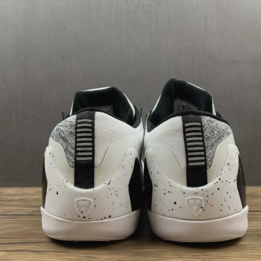 Nike Kobe 9 Elite Low ‘Beethoven’ White/Black-Wolf Grey 639045-101