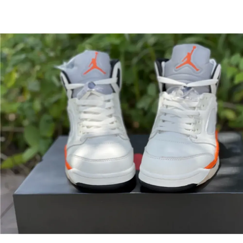 Air Jordan 5 ‘Shattered Backboard’  DC1060-100