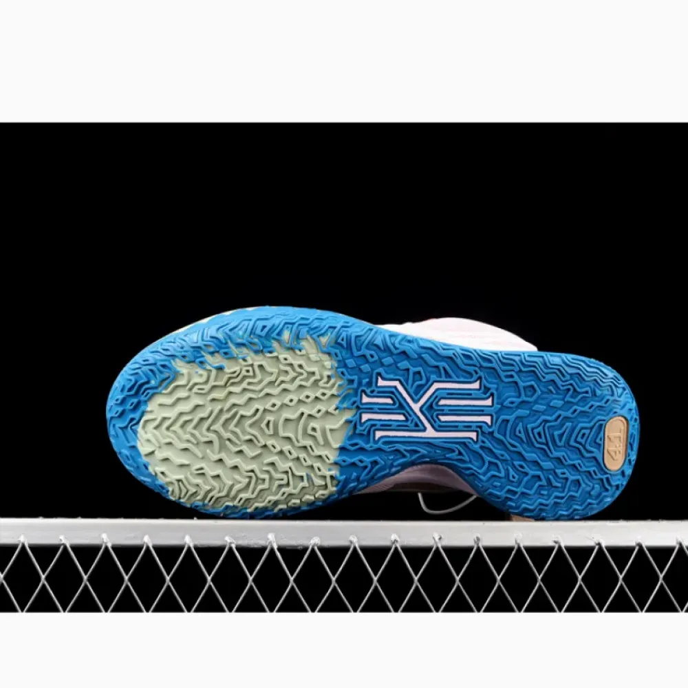 Nike Kyrie 7 “1 World 1 People” Pink Tan  CT4080-600