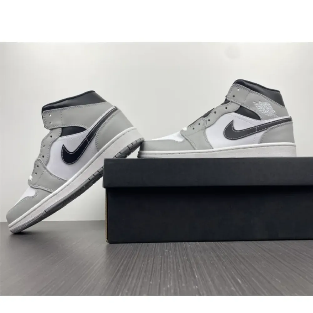 Air Jordan 1 Mid Light Smoke Grey/White  554724-078