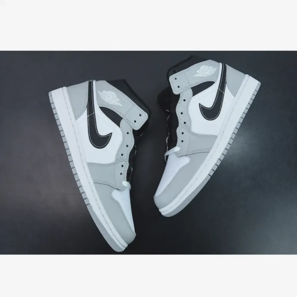 Air Jordan 1 Mid Light Smoke Grey/White  554724-078