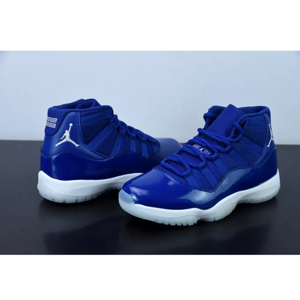 Air Jordan 11 ‘Kentucky’ Midnight Navy/White AT7802-115
