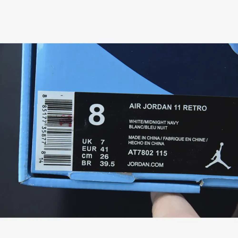 Air Jordan 11 ‘Kentucky’ Midnight Navy/White AT7802-115