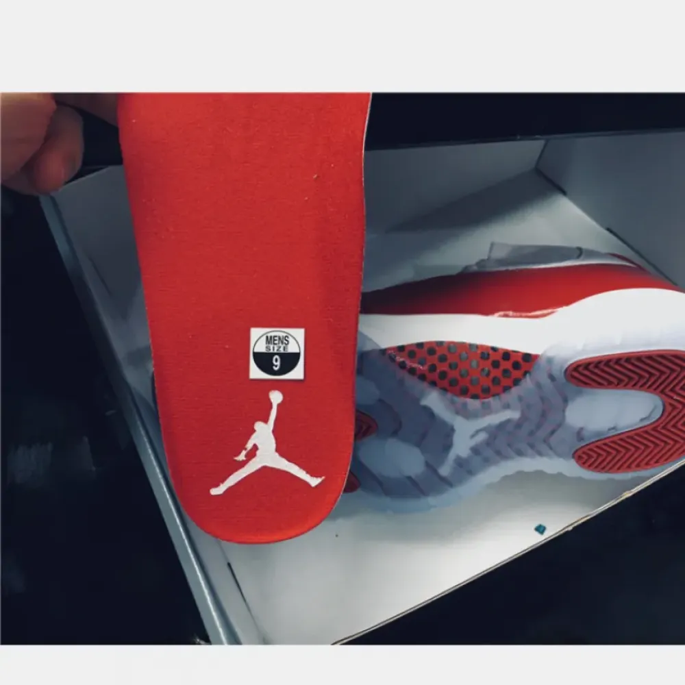 Air Jordan 11 “Cherry” White/Varsity Red/Black  CT8012-116