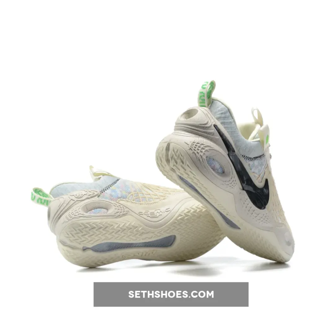 Nike Cosmic Unity Natural/Natural-Total Orange-Green Glow DA6725-100