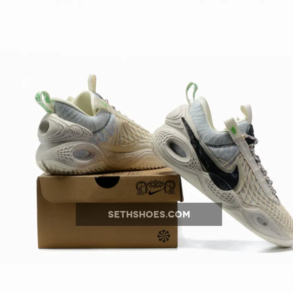 Nike Cosmic Unity Natural/Natural-Total Orange-Green Glow DA6725-100