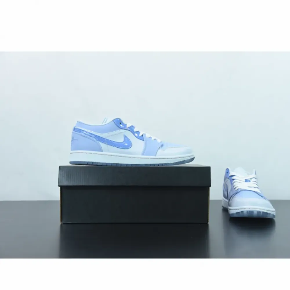 Air Jordan 1 Low ‘Mighty Swooshers’ Blue  DM5442-040