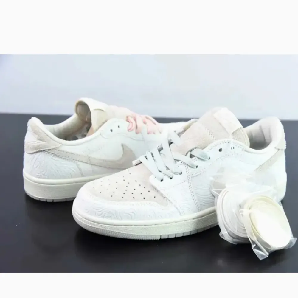 Chris Paul X Air Jordan 1 Low OG ‘Give Them Flowers’  FZ0455-200