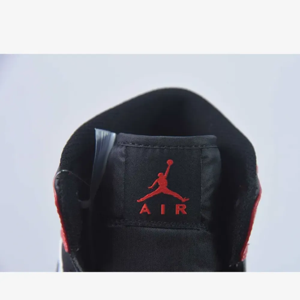 Air Jordan 1 Mid ‘Old Love’ White/Black-Varsity Red  307383-102