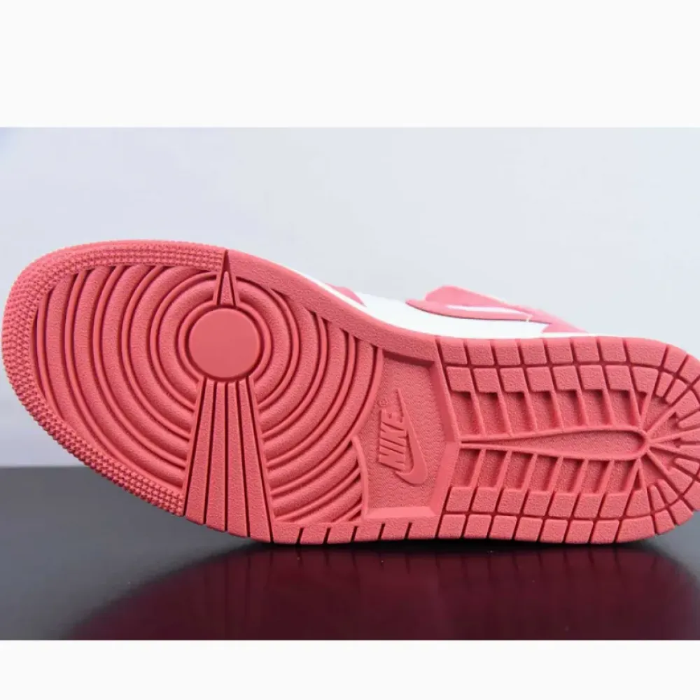 Air Jordan 1 Mid “Strawberries And Cream” White Pink  BQ6472-186