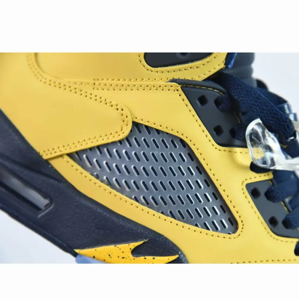 Air Jordan 5 Retro Michigan Amarillo/College Navy  CQ9541-704