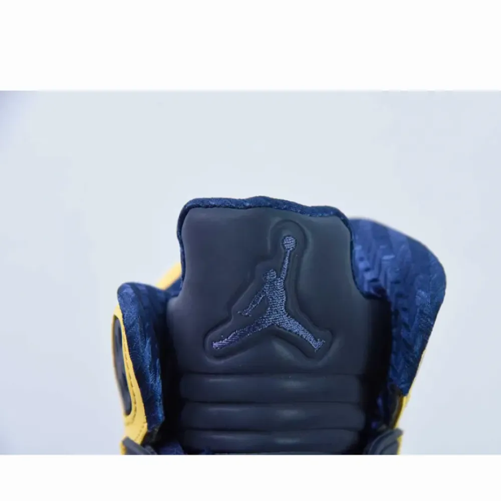 Air Jordan 5 Retro Michigan Amarillo/College Navy  CQ9541-704