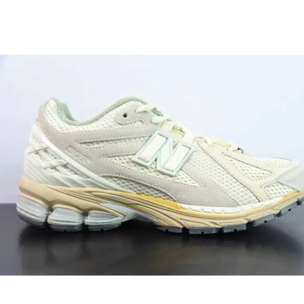 Auralee x New Balance 1906R Bone White M1906RAU