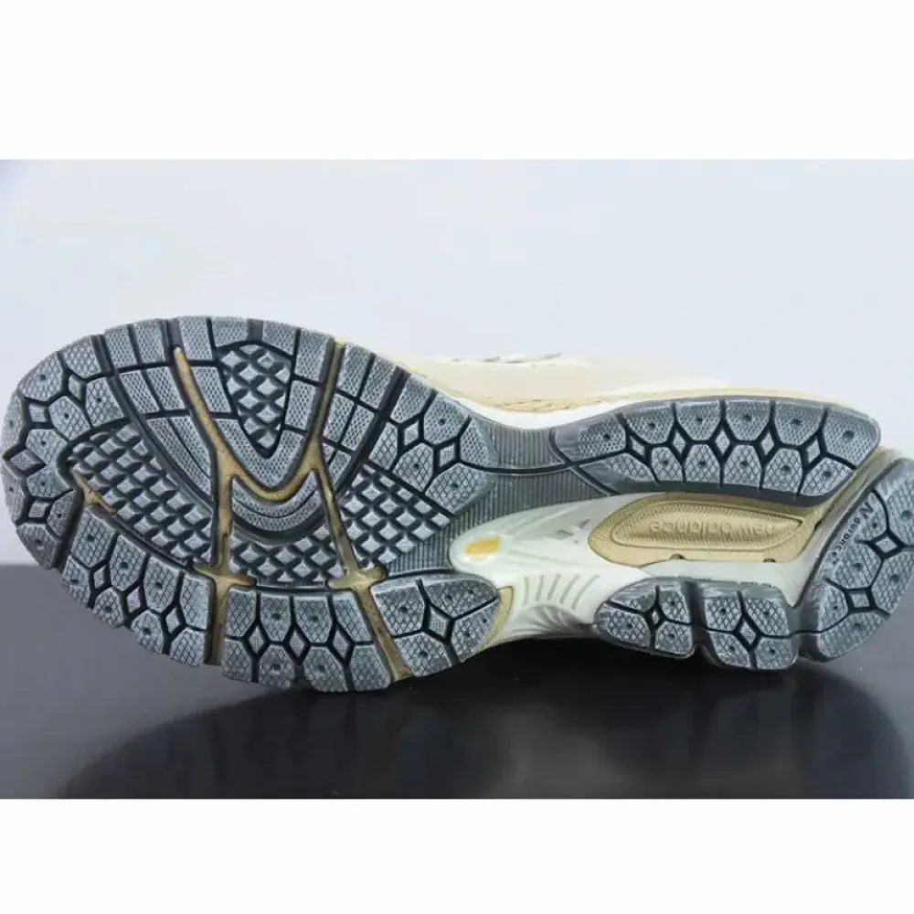 Auralee x New Balance 1906R Bone White M1906RAU