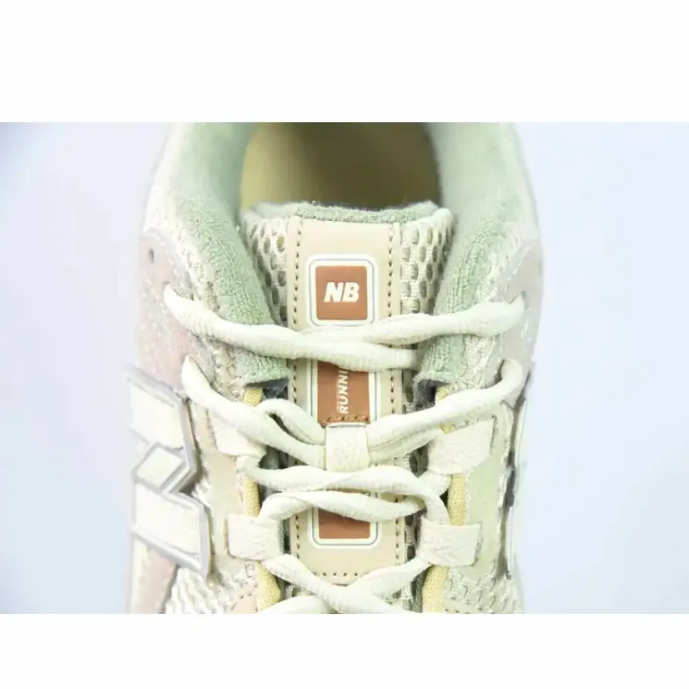 Auralee x New Balance 1906R Bone White M1906RAU