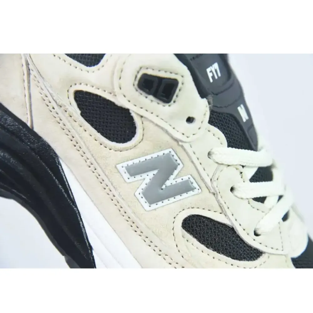 Studio FY7 x New Balance 992 M992FY7