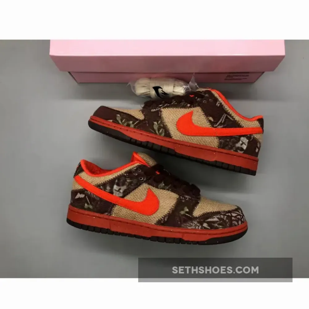 Nike SB Dunk Low “Hunter Reese Forbes” 304292-281