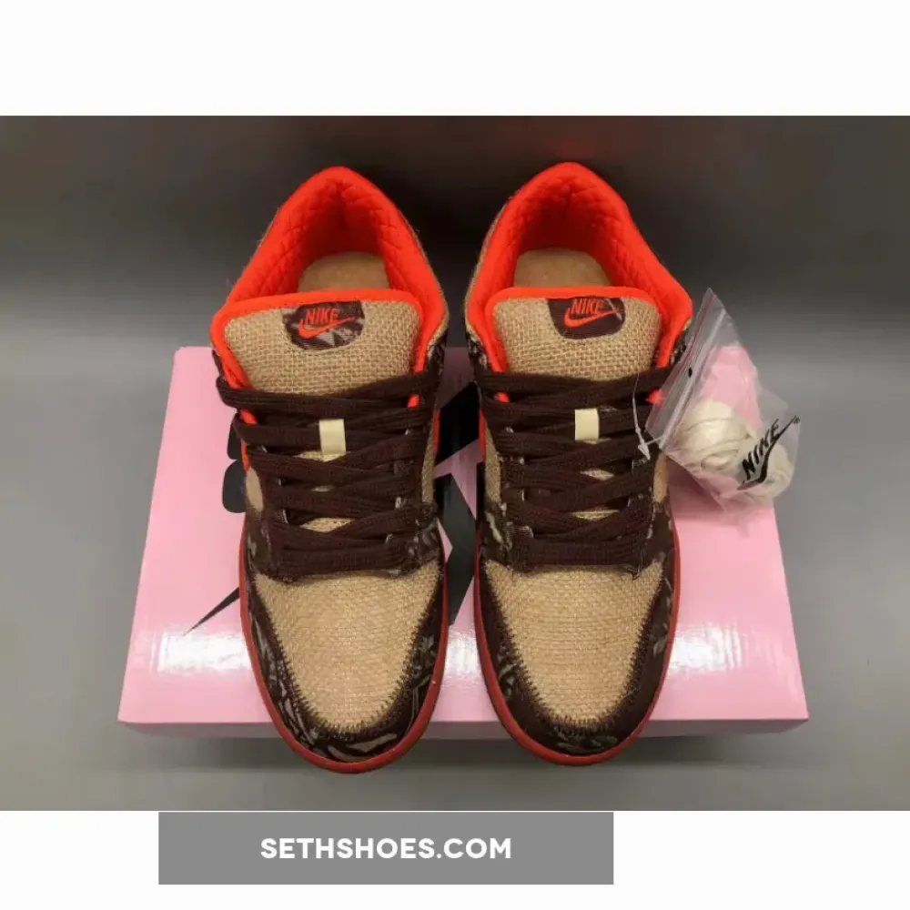 Nike SB Dunk Low “Hunter Reese Forbes” 304292-281