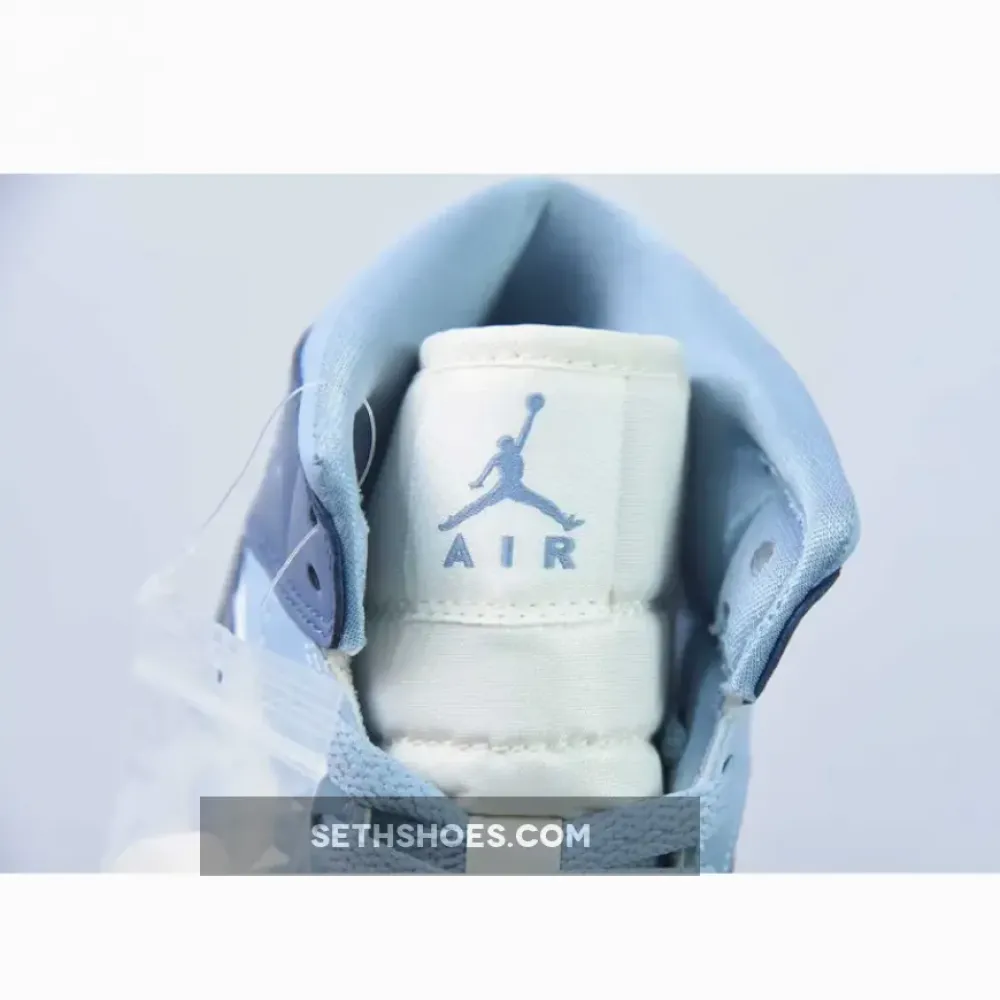 Air Jordan 1 Mid Two-Tone Blue  BQ6472-140